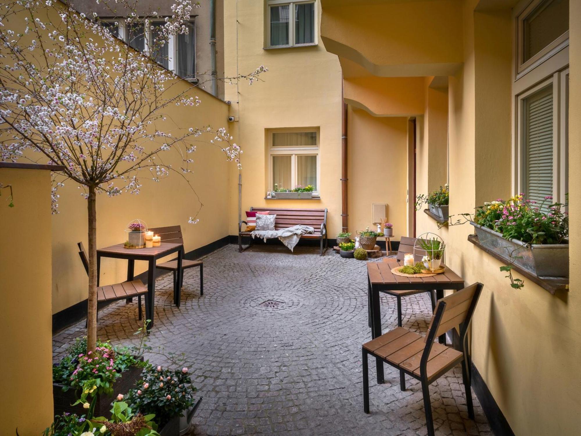4 Elements Apartments Prague Ngoại thất bức ảnh